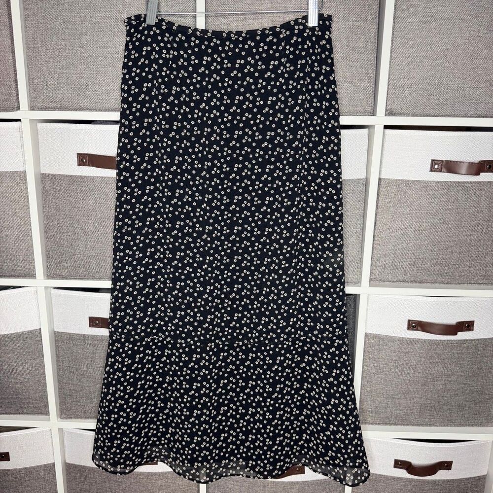 Liz Claiborne LizSport Black & White Floral Midi Skirt Size 10